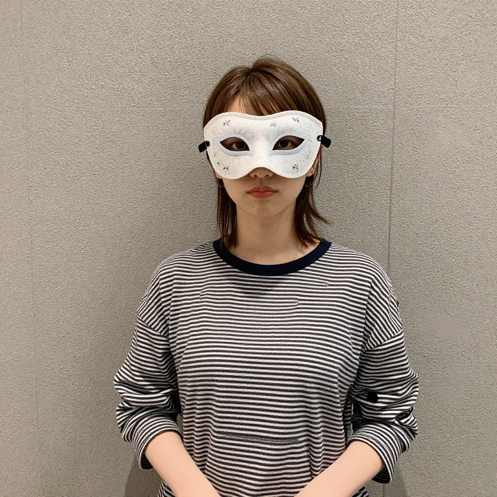 masquerade mask+カジュアル